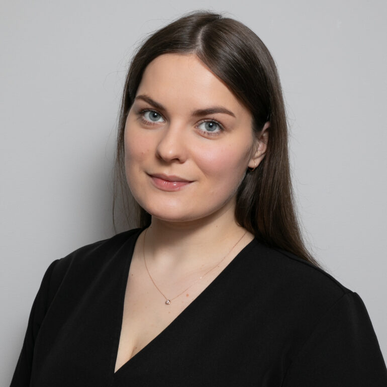 V.Karčiauskaitė